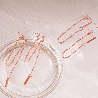 Thread Earring