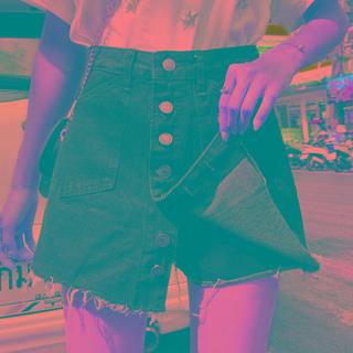 Frayed Hem Button-up A-line Mini Denim Skorts