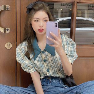 Short-sleeve Plaid Button-up Blouse