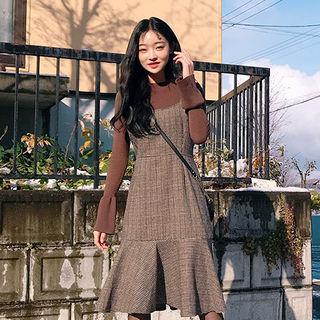 Ruffle-hem Houndstooth Midi Pinafore Dress