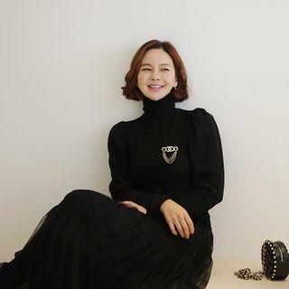 Turtle-neck Puff-shoulder Glitter Top