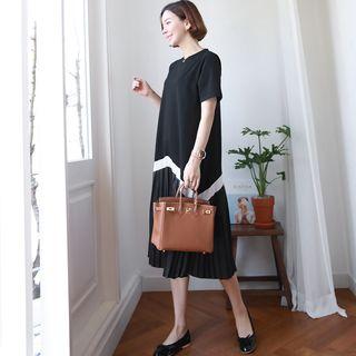 Contrast-taping Accordion-pleats Hem Dress