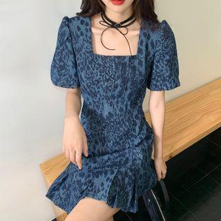 Short-sleeve Leopard Print Mini A-line Denim Dress