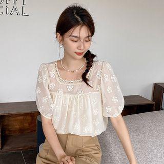 Short-sleeve Square Neck Lace Blouse