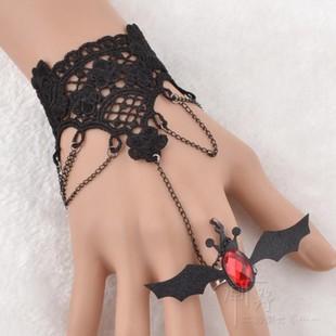 Flower Lace Bracelet With Flappy Bat Ring