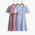 V-neck Short-sleeved Plaid Dress