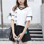 Elbow-sleeve Printed T-shirt / Mini A-line Pleated Skirt / Set