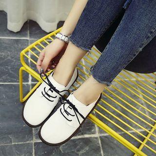 Lettering Applique Lace Up Shoes