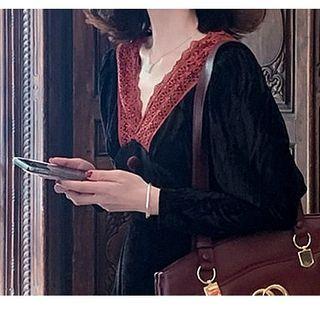 Puff-sleeve Lace Trim V-neck Midi Dress
