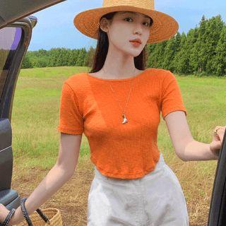 Open-back Round-hem Crop T-shirt