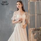 Short-sleeve A-line Lace Wedding Gown