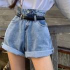 High-waist Denim Shorts / Long-sleeve Lettering T-shirt