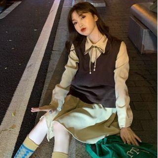 V-neck Sweater Vest / Long-sleeve Midi A-line Dress