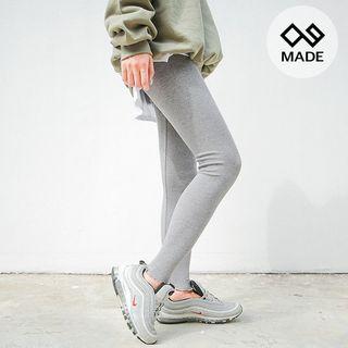 Plus Size Ribbed Leggings
