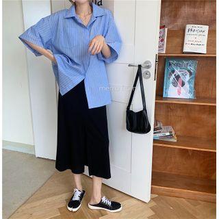 Elbow-sleeve Plain Shirt / Slit Midi Skirt