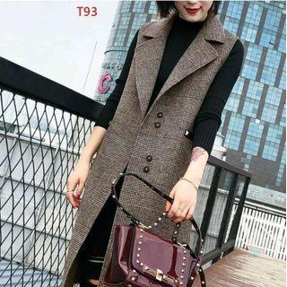 Notch Lapel Plaid Sleeveless Midi Coat