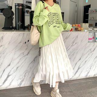 Letter V-neck Oversized Pullover