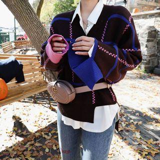 Loose-fit Gingham V-neck Knitted Pullover