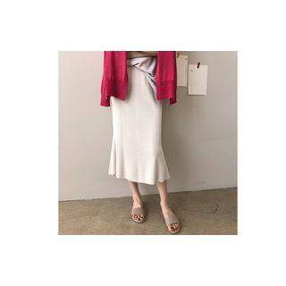 Ruffle-hem Slit-side Knit Skirt