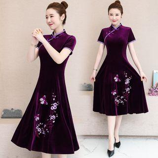 Short-sleeve Mandarin Collar Embroidered Midi A-line Dress