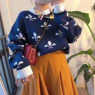 Patterned Sweater / A-line Godet Skirt
