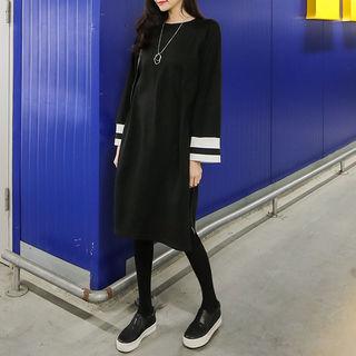 Contrast-cuff T-shirt Dress