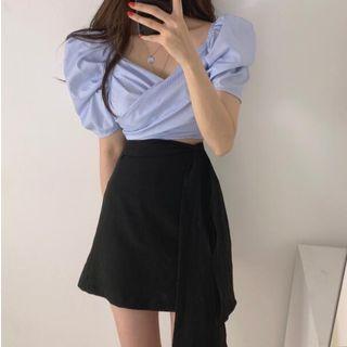 V-neck Puff-sleeve Cropped Blouse / Irregular Skirt