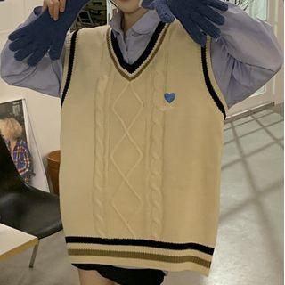Heart Embroidered Cable-knit Sweater Vest