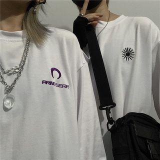 Long-sleeve Moon / Sun Embroidered Round Neck T-shirt