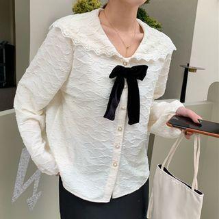 Long-sleeve Peter Pan Collar Bow Blouse