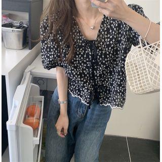 Puff-sleeve Floral Lace-up Shirt