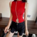 Front-zip Sleeveless Cropped Knit Top