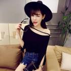 Cutout 3/4-sleeve T-shirt