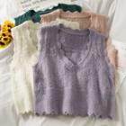 Wave-edge Crop Knit Vest In 7 Colors