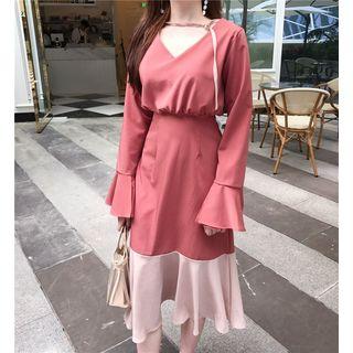 Frilled V-neck Long-sleeve Dress