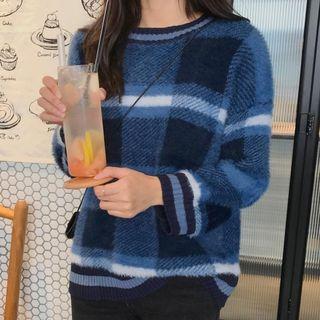Long-sleeve Plaid Sweater