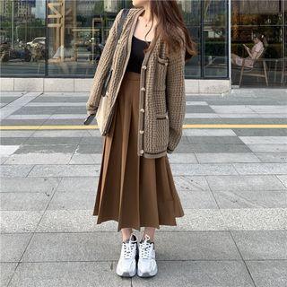 Pocketed Cardigan / Pleated A-line Skirt