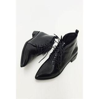 Pointy-toe Lace-up Boots
