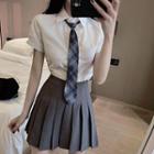 Short-sleeve Plain Shirt / Neck Tie / Pleated Skirt / Set