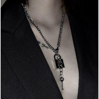 Ring / Lock Necklace