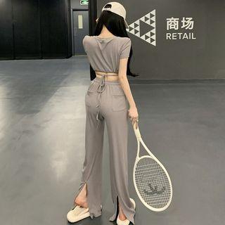 Tie-back Skinny Crop T-shirt / Slit-back Straight-cut Pants