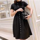 Short-sleeve Buttoned Down A-line Dress