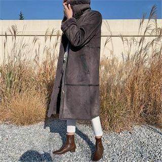 Buckled-neck Zip-up Faux-shearling Coat