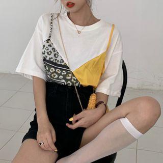 Mock Two-piece Elbow-sleeve Paneled T-shirt
