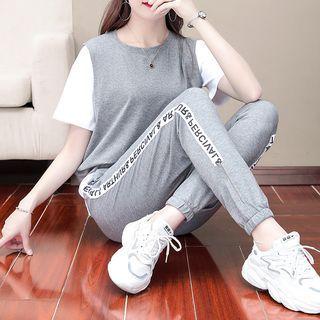 Set: Mock Two-piece Short-sleeve T-shirt + Lettering Sweatpants