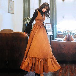 Set: Turtleneck Sweater + Sleeveless A-line Maxi Dress