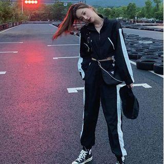 Set: Cropped Zip Jacket + Sweatpants