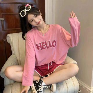 Long-sleeve Lettering T-shirt / Contrast Trim Sweatshorts
