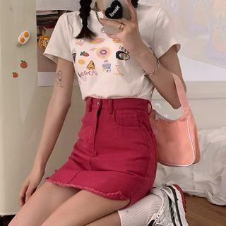 Short-sleeve Cartoon Print T-shirt / Distressed A-line Denim Skirt