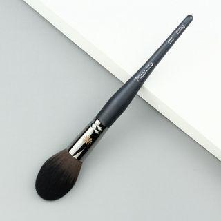 Blush Brush 133 - Black - One Size